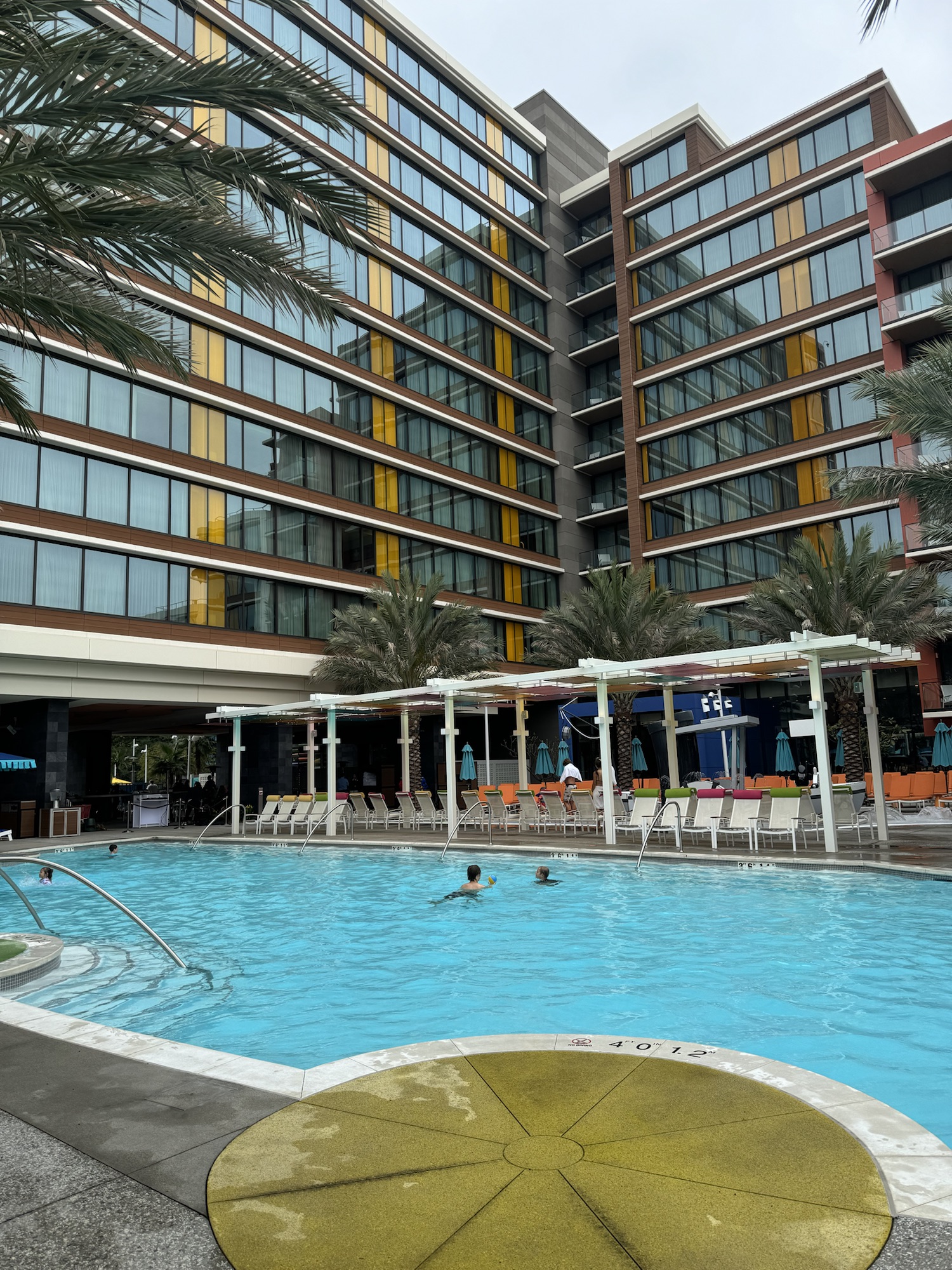 Discovery Tower at Disneyland Hotel – A Disney Vacation Club (DVC) property